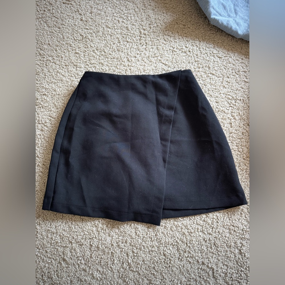 Abercrombie & Fitch Black Wrap Skirt